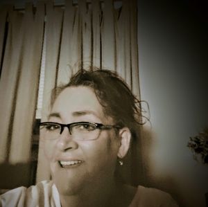 Meet your Posher, Julee